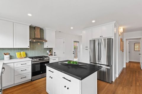 Tiny photo for 21476 Orange Avenue, CASTRO VALLEY, CA 94546 (MLS # ML82024775)