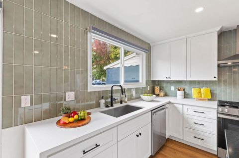 Tiny photo for 21476 Orange Avenue, CASTRO VALLEY, CA 94546 (MLS # ML82024775)