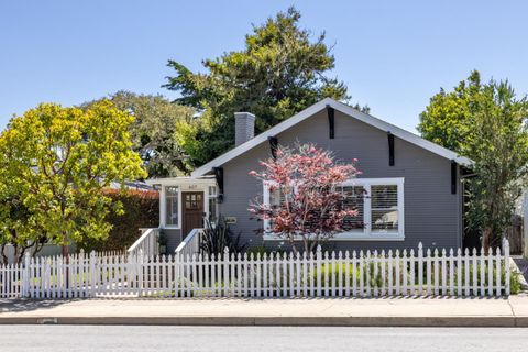 Photo of 607 Congress Avenue, PACIFIC GROVE, CA 93950 (MLS # ML82048286)