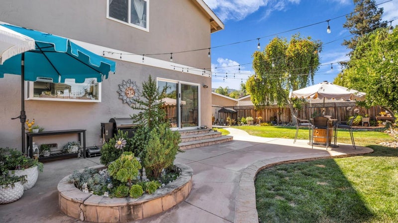7385 Thayer Court