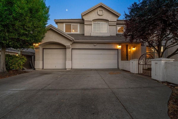 674 W SUNNYOAKS AVE, CAMPBELL, CA 95008 - Image 4e2736e14e687a26febdcd46adcf3df8/3862322595