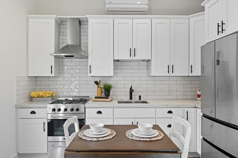 Tiny photo for 320 N Ellsworth Avenue, SAN MATEO, CA 94401 (MLS # ML82022130)