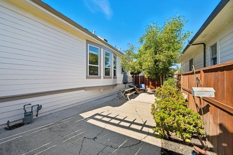 Tiny photo for 320 N Ellsworth Avenue, SAN MATEO, CA 94401 (MLS # ML82022130)