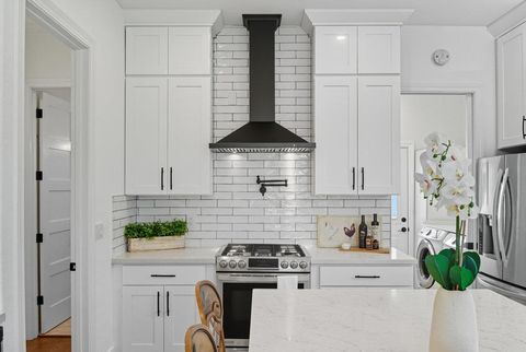 Tiny photo for 320 N Ellsworth Avenue, SAN MATEO, CA 94401 (MLS # ML82022130)