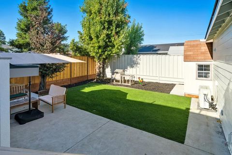 Tiny photo for 320 N Ellsworth Avenue, SAN MATEO, CA 94401 (MLS # ML82022130)