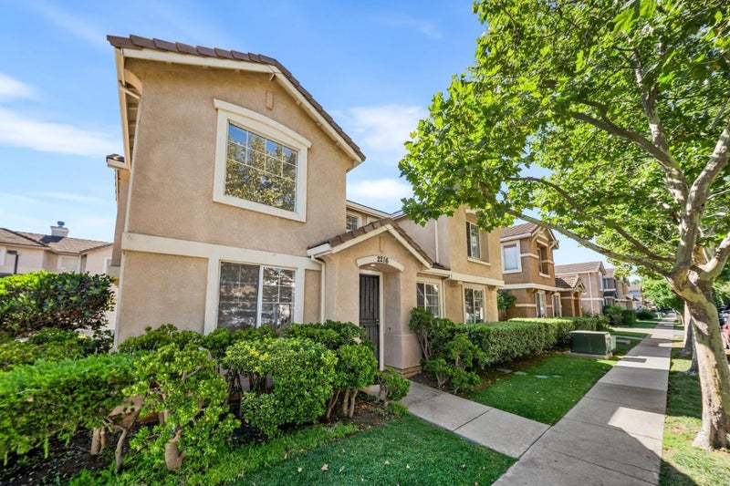 2216 Pettigrew Drive