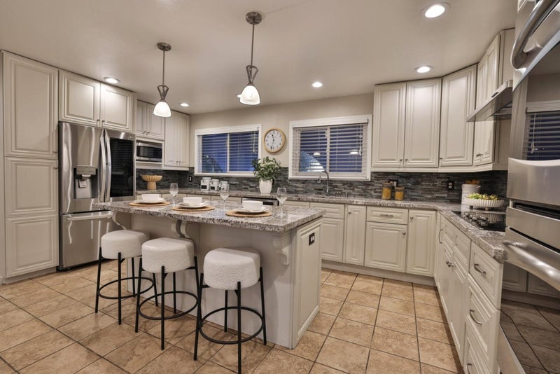 109 Juneberry Court
