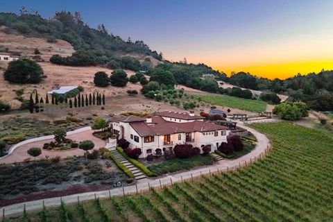 Photo of 220 Falcon Hill, SANTA CRUZ, CA 95065 (MLS # ML82039956)