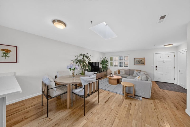 2355 Beach Boulevard 204
