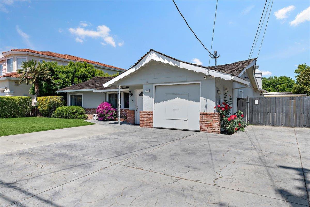 20805 Greenleaf Drive