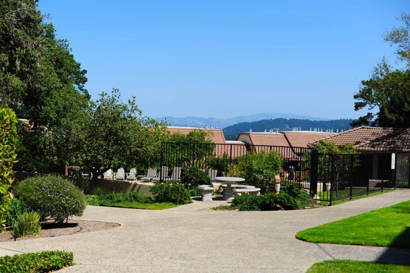 2308 Golden Oaks Lane