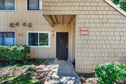 Photo of 5696 MAKATI Circle #D, SAN JOSE, CA 95123 (MLS # ML82051740)