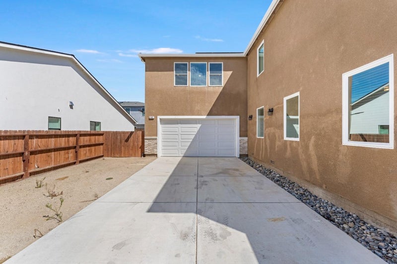445 Cecelio Way