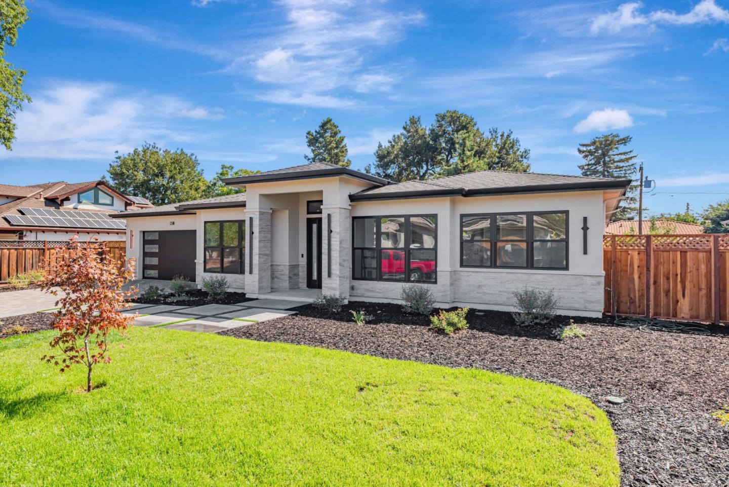 12584 Paseo Flores