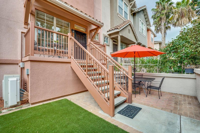 368 Meridian Avenue