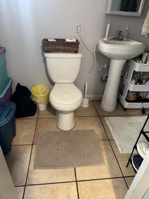 Tiny photo for 322 Poplar Avenue, MANTECA, CA 95336 (MLS # ML82049616)