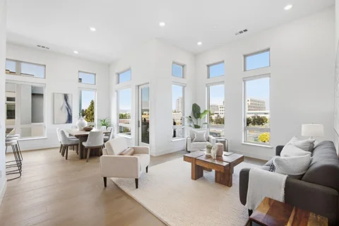 708 Thayer Lane Unit 403, Foster City, CA 94404 - #: ML82062600
