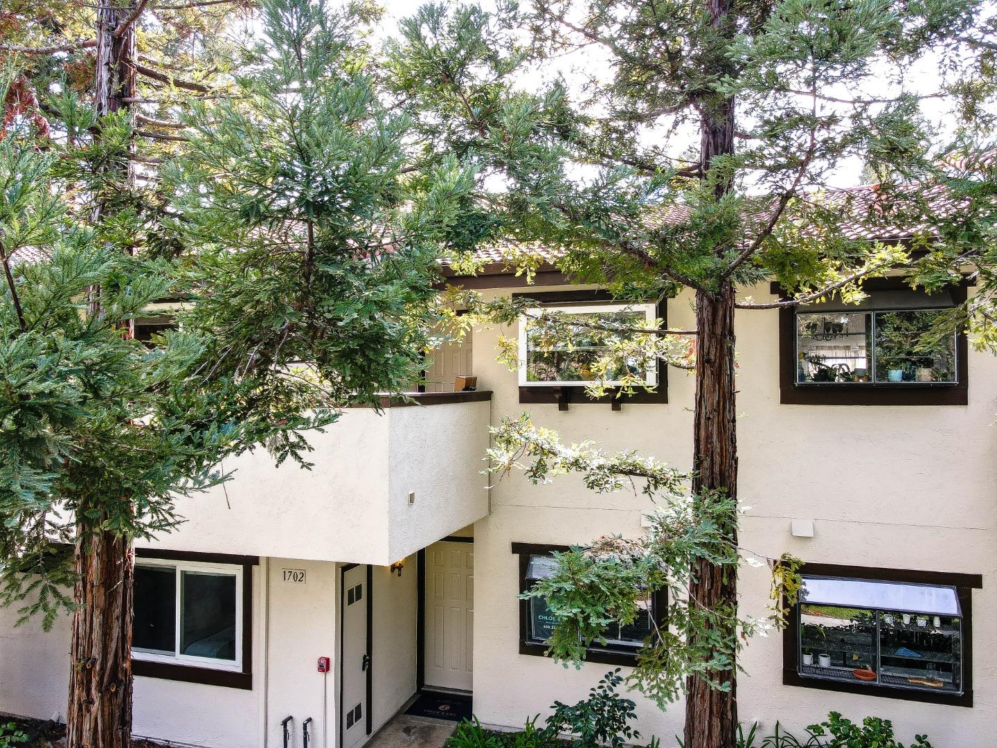 1400 Bowe Avenue 1707