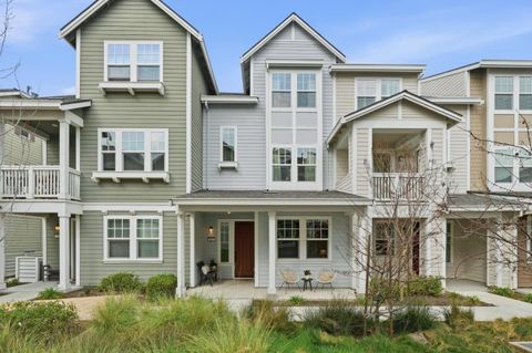 Photo of 217 Orbit Way, MOUNTAIN VIEW, CA 94043 (MLS # ML82037189)