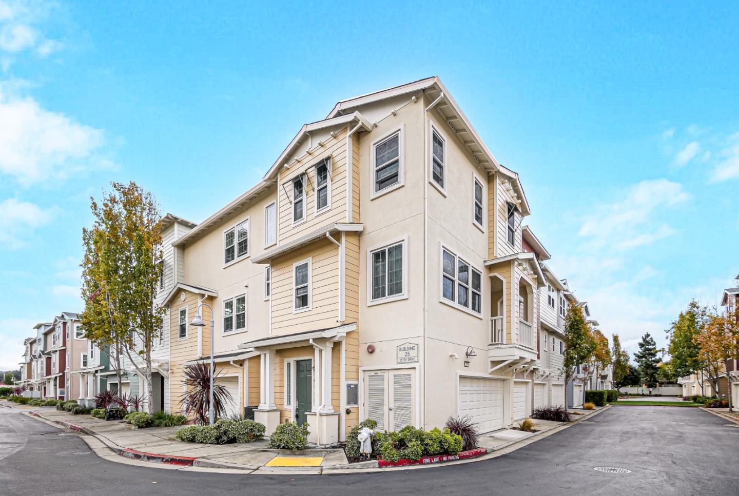 2502 Jetty Drive