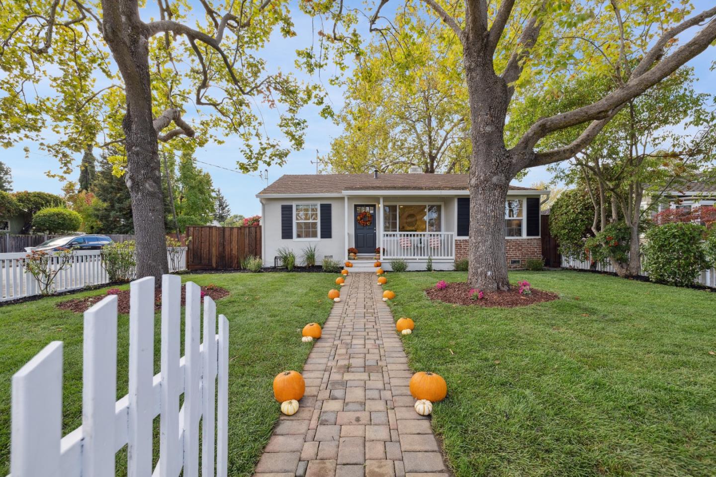 190 Rutherford Avenue