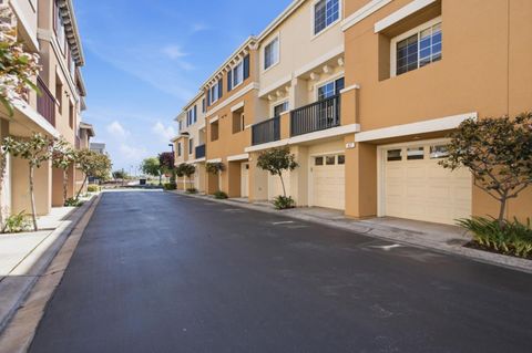 Tiny photo for 407 Charlott Lane, REDWOOD CITY, CA 94063 (MLS # ML82039528)