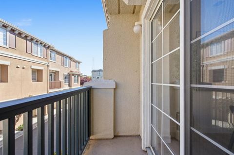 Tiny photo for 407 Charlott Lane, REDWOOD CITY, CA 94063 (MLS # ML82039528)