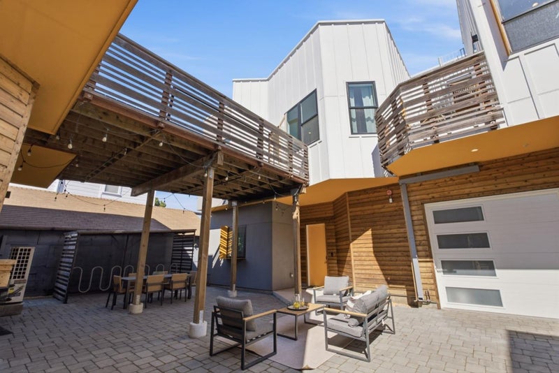 1512 8th Street