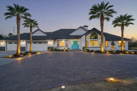 Photo of 380 W Middle Avenue, MORGAN HILL, CA 95037 (MLS # ML82028765)