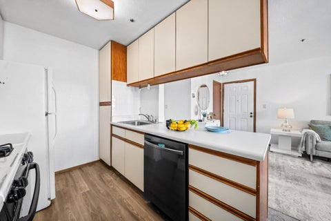 Tiny photo for 1003 San Antonio Circle #202, DALY CITY, CA 94014 (MLS # ML82060999)