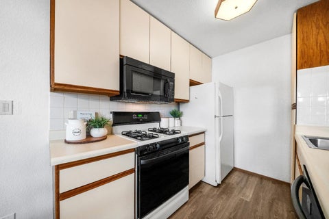 Tiny photo for 1003 San Antonio Circle #202, DALY CITY, CA 94014 (MLS # ML82060999)