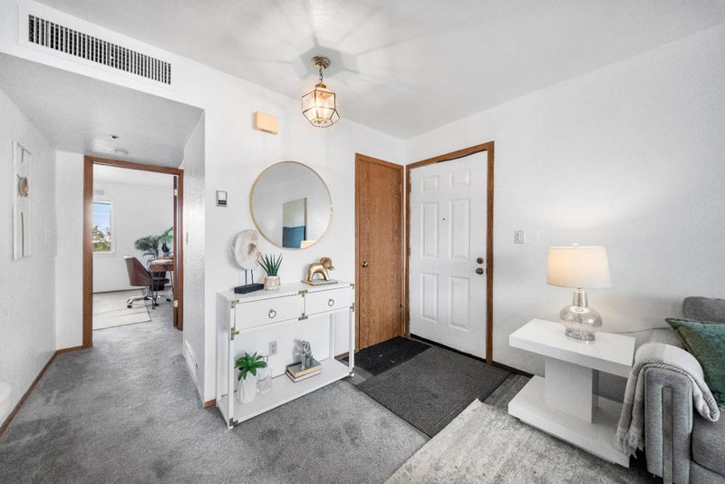 1003 San Antonio Circle 202