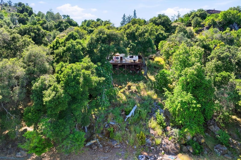 5156 Lake Road