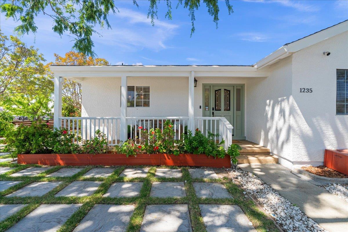 1235 Shamrock Drive