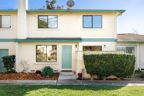 Tiny photo for 253 Green Meadow Drive #C, WATSONVILLE, CA 95076 (MLS # ML82031205)