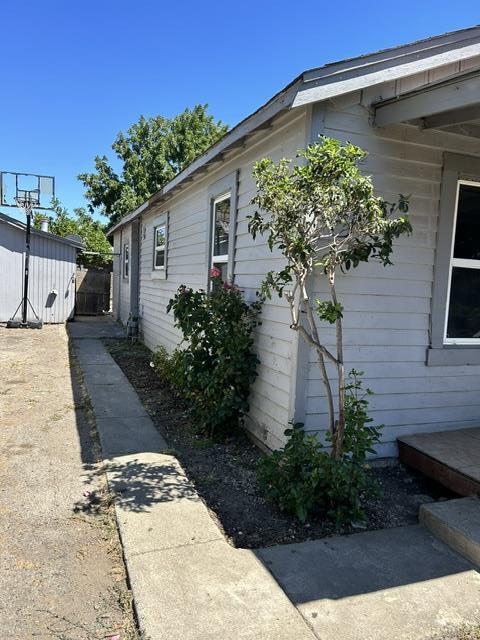 322 1st Avenue
