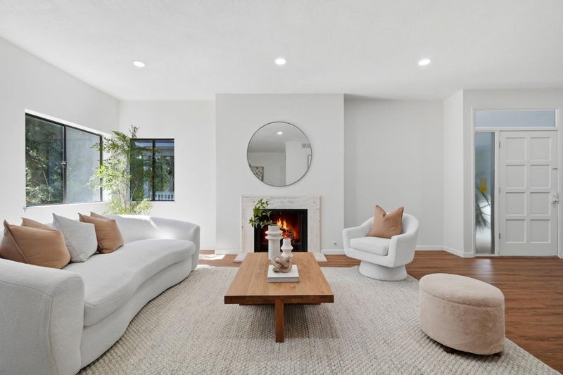 1248 Woodside Road