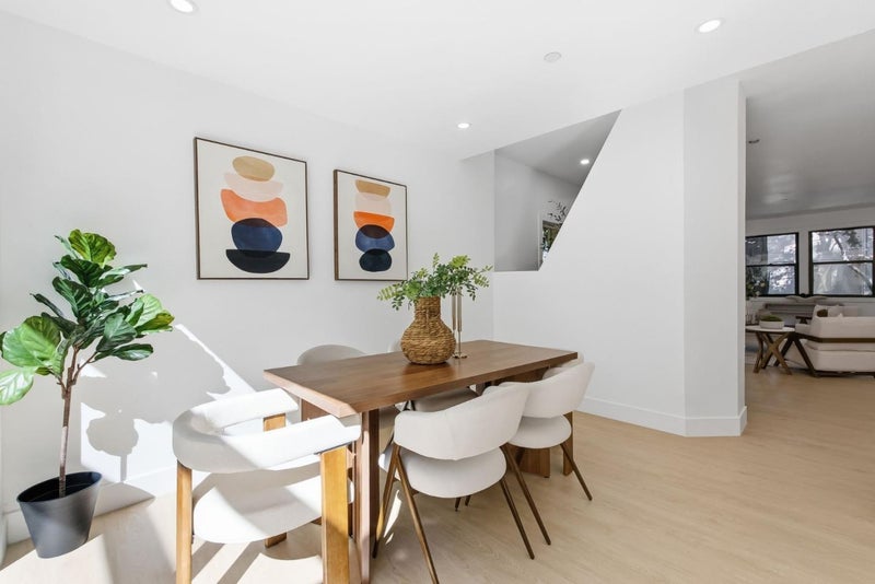 970 La Mesa Terrace E