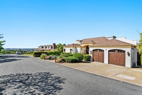 Tiny photo for 41 South Circle DR, SANTA CRUZ, CA 95060 (MLS # ML82052847)