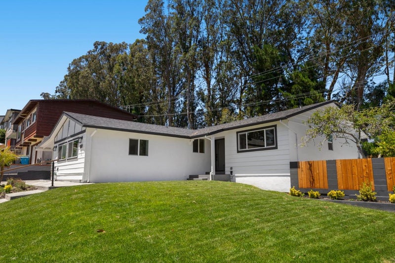 2600 Evergreen Drive