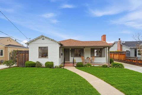 Photo of 1141 Dean Avenue, SAN JOSE, CA 95125 (MLS # ML82036420)