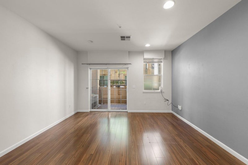 88 North Jackson Avenue 114