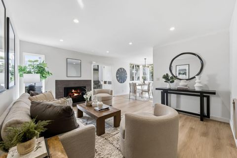 Photo of 1041 Shell Boulevard #8, FOSTER CITY, CA 94404 (MLS # ML82025188) Photo of 1041 Shell Boulevard #8, FOSTER CITY, CA 94404 (MLS # ML82025188)