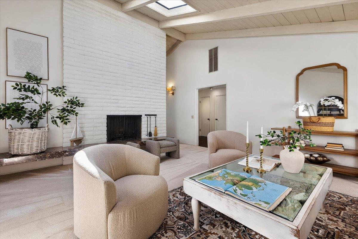 4088 Los Altos Drive