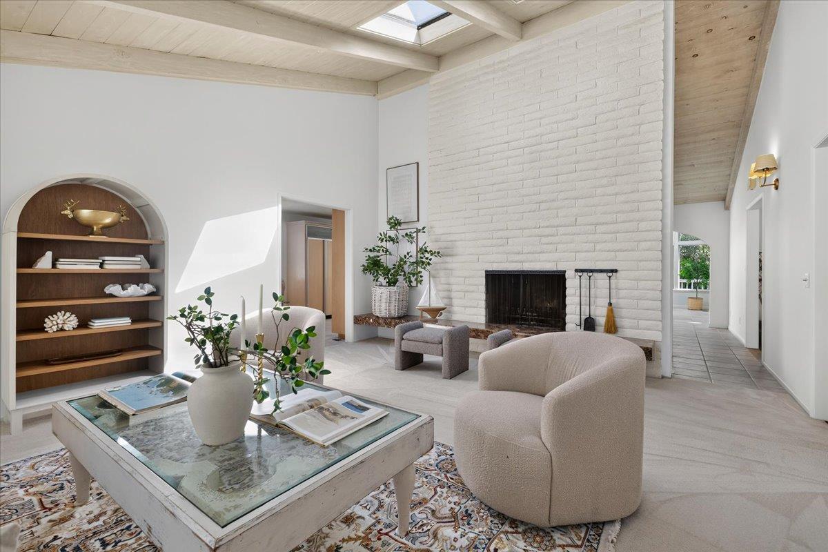 4088 Los Altos Drive
