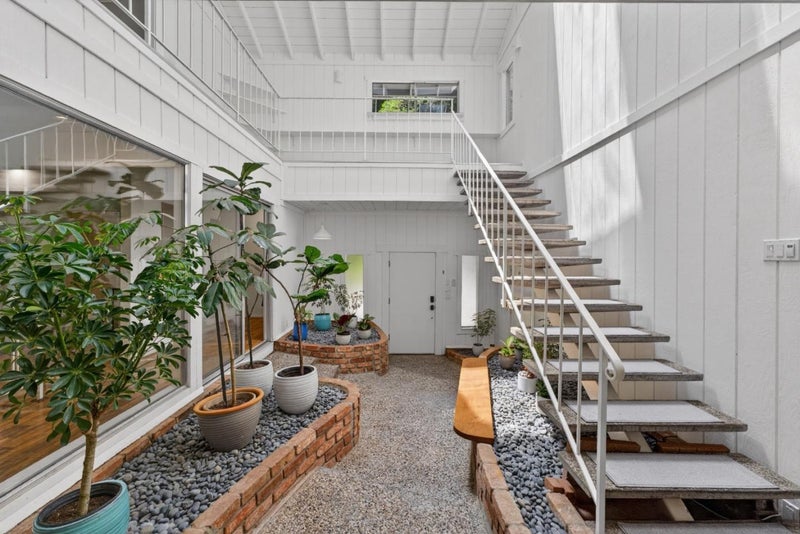 450 Vine Hill Road
