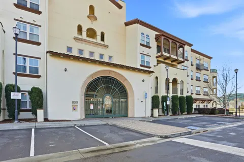 800 S Abel Street Unit 100, Milpitas, CA 95035 - #: ML82030587