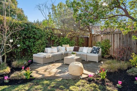 Tiny photo for 327 Rosilie Street, San Mateo, CA 94403 (MLS # ML82033976)