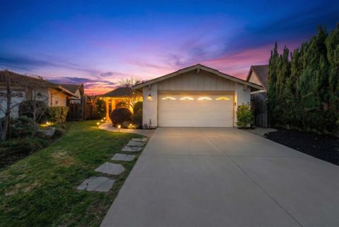 Photo of 327 Rosilie Street, San Mateo, CA 94403 (MLS # ML82033976)