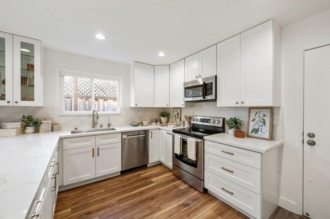 Tiny photo for 327 Rosilie Street, San Mateo, CA 94403 (MLS # ML82033976)